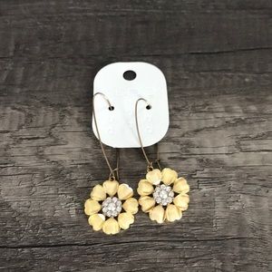 Flower earrings!!!